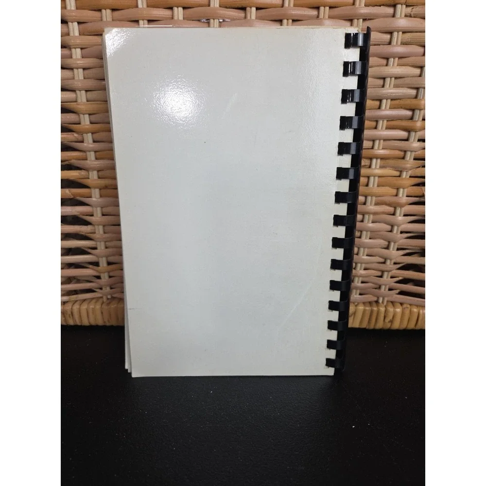 High Point Memorial Hospital Cookbook‎ 1985 High Point NC Nurses Staff Recipes